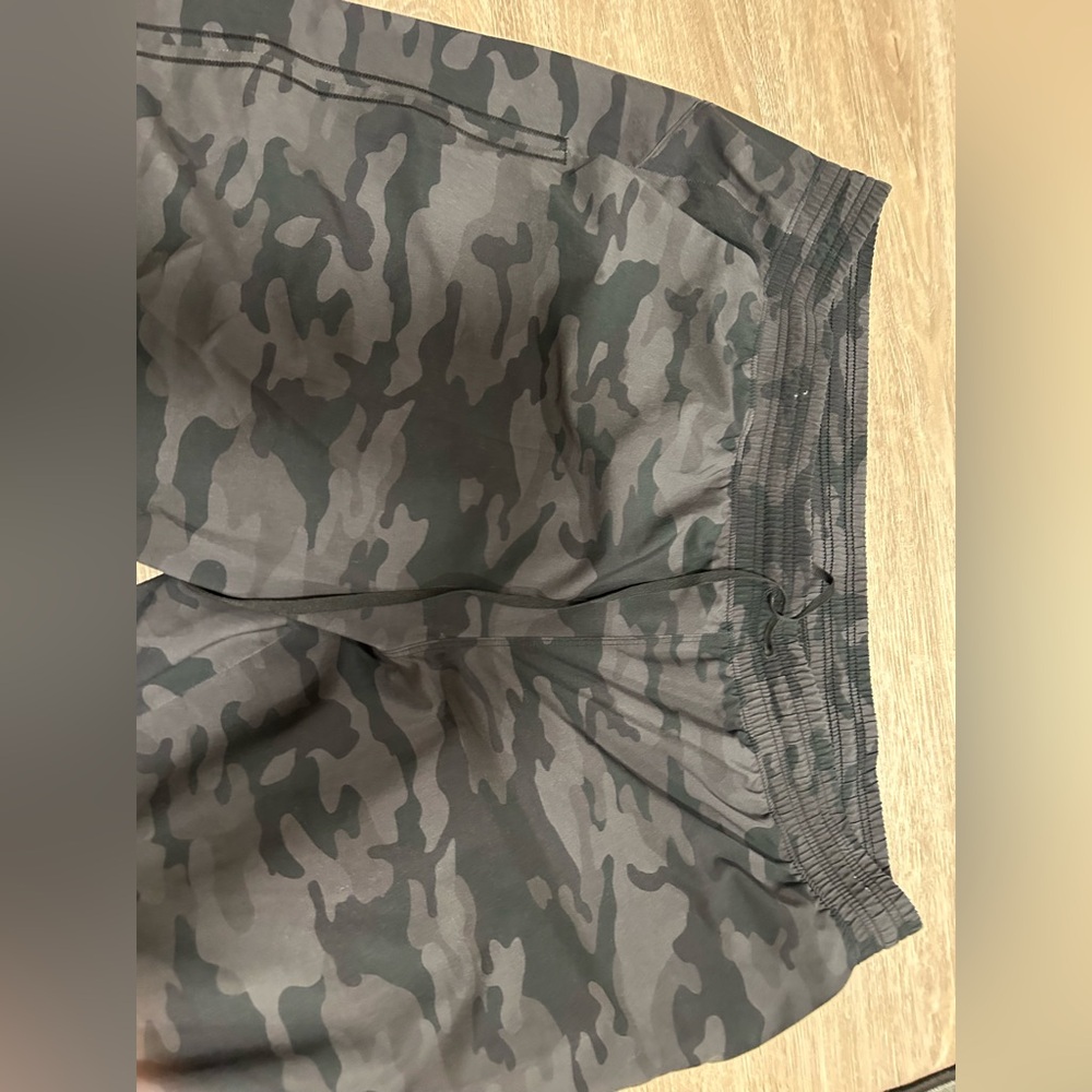 GAP Camouflage women’s pants - Gray and Black